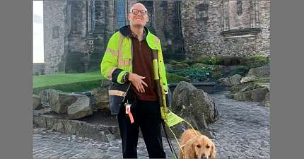 CARDIFF CABBIES HIDE FROM ME AND REFUSE ME RATHER THAN TAKE ME AND MY GUIDE DOG