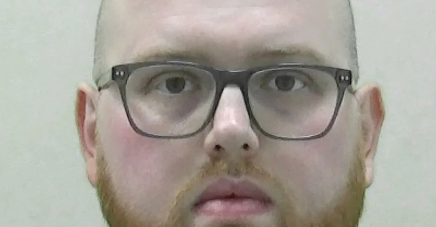 DISGRACED NEWCASTLE PRIVATE HIRE DRIVER SPARED JAIL AFTER ONLINE GROOMING WITH SCHOOLBOY