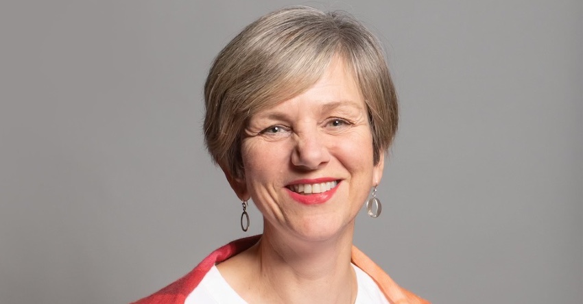 TRANSPORT MINISTER SIGNALS OPENESS TO MANDATORY CCTV IN TAXIS & PHVS AMID LICENSING CRACKDOWN 