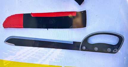 MAN NABBED IN TAXI NEAR KIDBROOKE WITH 30 INCH MACHETE IN HIS WAISTBAND