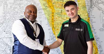 ADDISON LEE ROLLS OUT CPR TRAINING WITH ST JOHNS AMBULANCE AFTER DRIVER HELPS SAVE PASSENGERS LIFE 