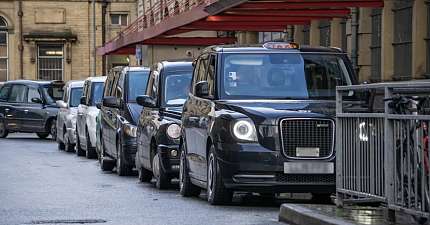 ANDY BURNHAM ANNOUNCES 445 MILLION FUND FOR GREATER MANCHESTER LICENSED PHVS 