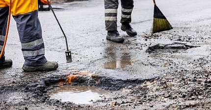 COUNCILS FACE NEW RULES FOR SPENDING POTHOLE FUNDING OR RISK LOSING THEIR CASH