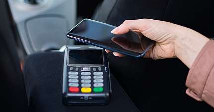 LEEDS HACKNEY CARRIAGES COULD BE FORCED TO ACCEPT CASHLESS PAYMENTS BY JULY