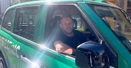 LONDONS GREEN CAB DREAM HITS A SNAG AS MANY DRIVERS SHUN EV CHARGING TO RUN ON PETROL