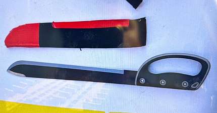 MAN NABBED IN TAXI NEAR KIDBROOKE WITH 30 INCH MACHETE IN HIS WAISTBAND
