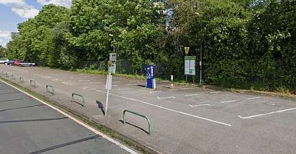 ROCHFORD COUNCIL CONSIDERS EXPANDING TAXI RANK NEAR RAYLEIGH STATION TO IMPROVE SAFETY