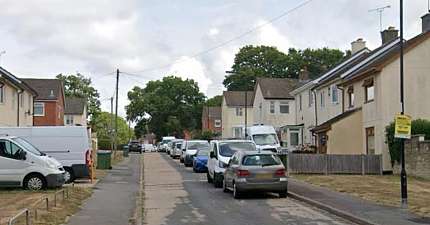 SOUTHAMPTON CABBIE STRUCK IN EARLY HOURS FARE ROW POLICE LAUNCH HUNT FOR ATTACKER