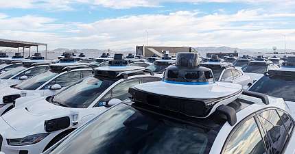 STORM WARNINGS AND SYSTEM FAILURES WAYMO FLEET GROUNDED AGAIN