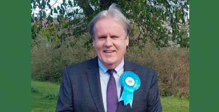BURNLEY COUNCILLOR RAISES ALARM OVER CABBIES ENGLISH PROFICIENCY