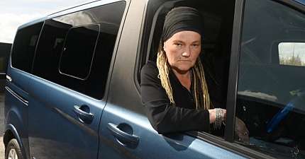 WIGAN CABBIE FORCED OFF THE ROAD BY WINDOW TINT OF NEW VEHICLE